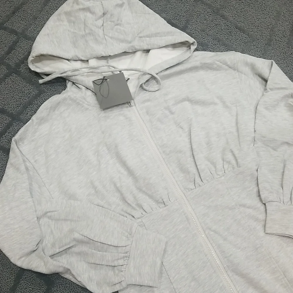 SPORTY GRAY HOODIE MINI DRESS - Picture 6 of 7